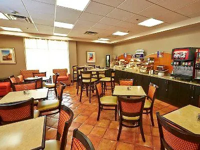 Hotel Holiday Inn Express El Caney Lodge On Ft Buchanan San Juan